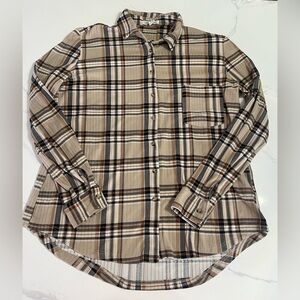 Birch and Stone woman’s plaid ribbed soft button up shirt s. L great condition